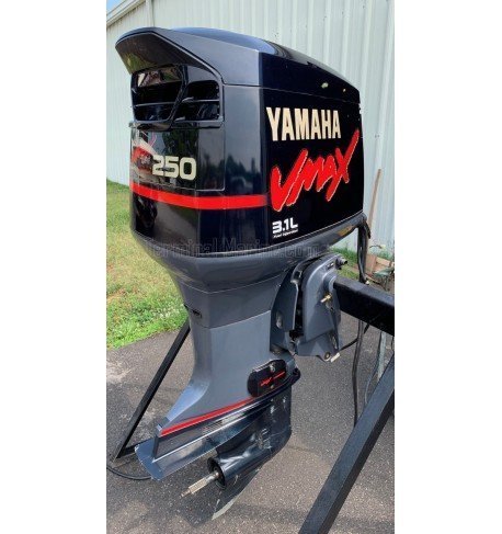 2003 Yamaha 250 HP 3.1L OX66 VMax V6 EFI 2 Stroke 20" (Long Shaft) Outboard Motor