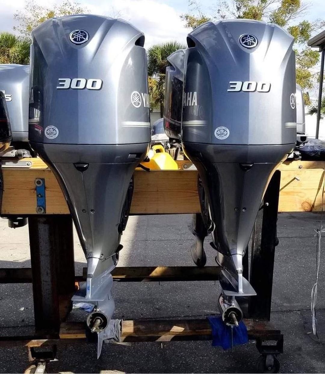 2018 Yamaha 300 HP V6 EFI 4 Stroke 25″ (X) Outboard Motor